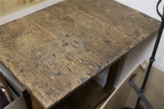 A French farmhouse table